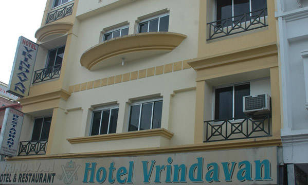 Hotel near Udaipur Railway Station